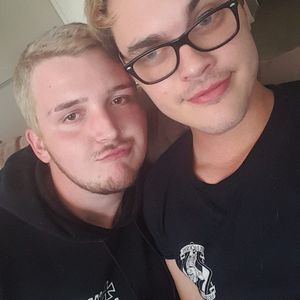 Meet your Posher, Caleb